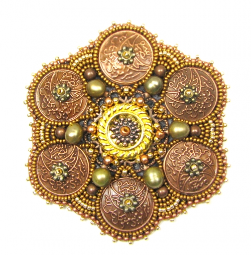 Brooch of Thrones Ann Benson Brooch of Thrones Ann Benson